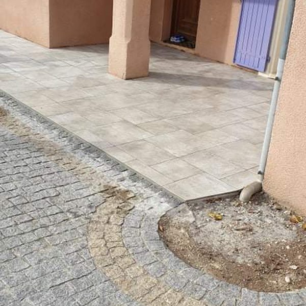 Entrée carrelage maison